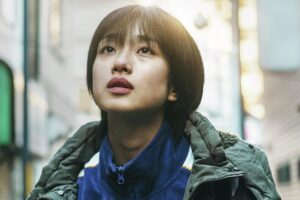 河合優実、宇宙人認定！？謎に包まれた女優たちの魅力とは？