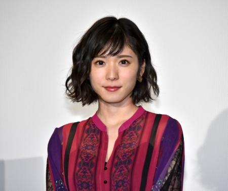 松岡茉優、30歳の誕生日に祝福される!結婚と妊娠のダブルハッピーな瞬間