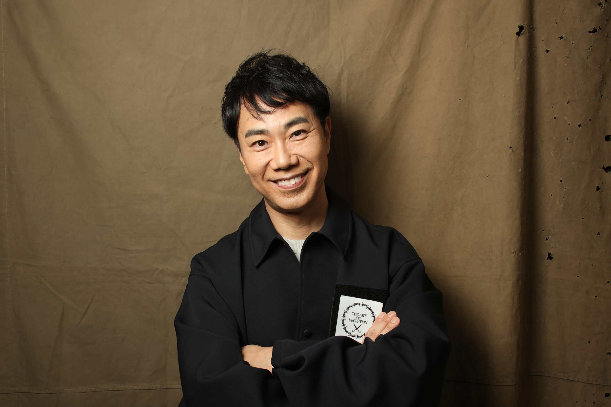 初のオール書き下ろしエッセイ『マ・エノメーリ』:藤井隆の真実に迫る