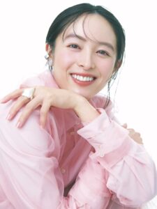 清野菜名、イメチェンで新たな魅力を発見!月9主演に挑む彼女の裏側
