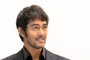 AIを騙す!?阿部寛主演『キャンドルスティック』の衝撃的なストーリー