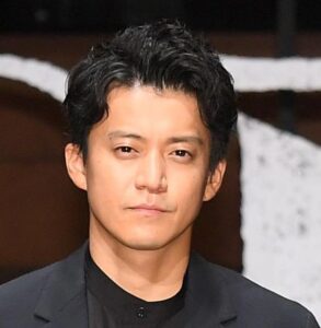 映画『フロントライン』公開前夜！日体大新入生を激励する小栗旬と窪塚洋介