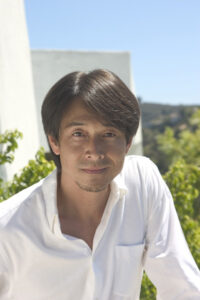 吉田栄作が語るあの頃のドラマ事情と結婚生活の真実