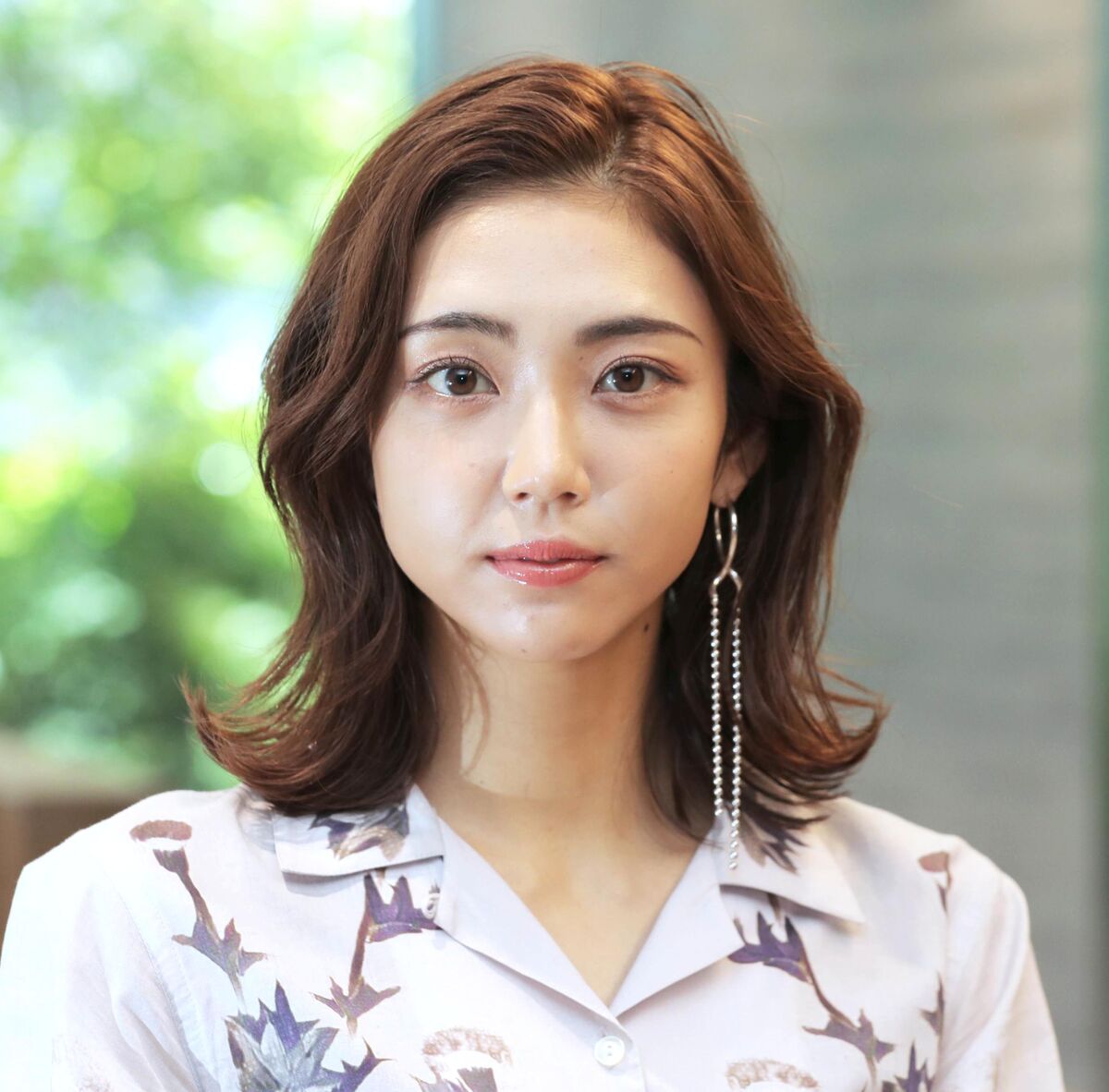 【朗報】黒髪ショートに変身した女優山谷花純、絶賛の声が続出！？