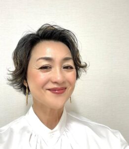 香坂みゆきが小泉今日子の先輩として月9初出演！「続・続・最後から二番目の恋」
