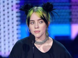 【朗報】ビリー・アイリッシュが帰ってくる！？3年ぶりの来日に胸が高まる！