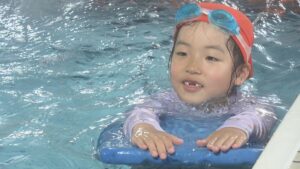 【緊急】福岡・北九州のプール開きで児童25人が湿疹＆しびれ！　水質トラブルか、全市の授業が即日ストップ