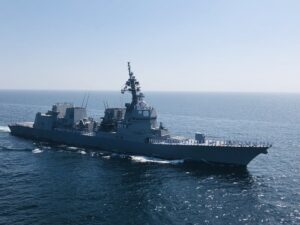 警告射撃報道、中国は否定せず　海自艦すずつきの領海侵入に強硬姿勢