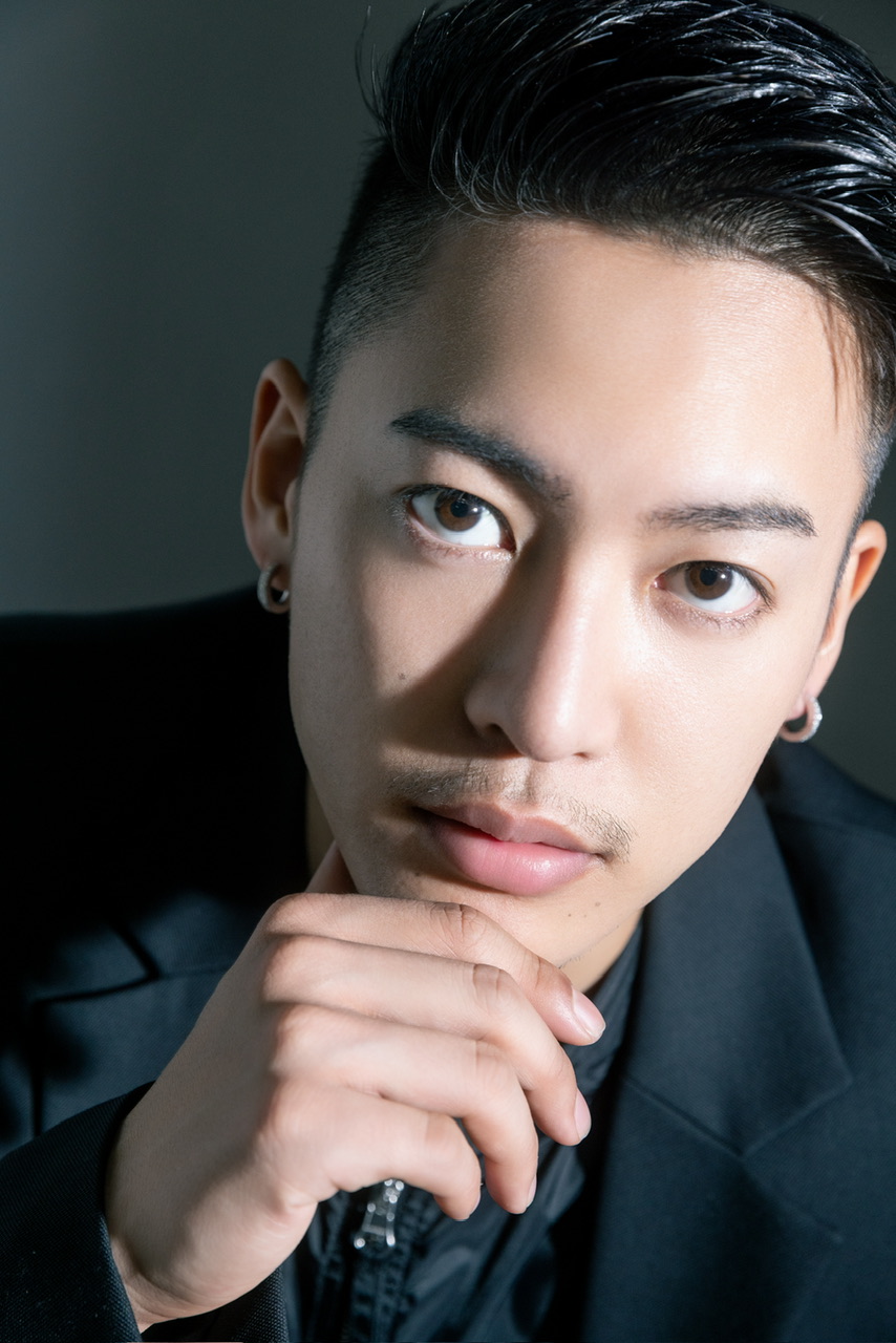 趣里と三山凌輝、結婚延期報道の裏で区役所デート目撃!お腹ぽっこりで仕事セーブへ