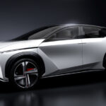 “あの” Nissan GT‑R の魂を受け継ぐ？ INFINITI QX80 R‑SPEC が米国でティザー公開、まさかのSUV“高性能仕様”に興奮！」