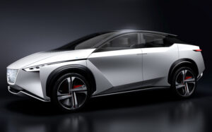 “あの” Nissan GT‑R の魂を受け継ぐ？ INFINITI QX80 R‑SPEC が米国でティザー公開、まさかのSUV“高性能仕様”に興奮！」