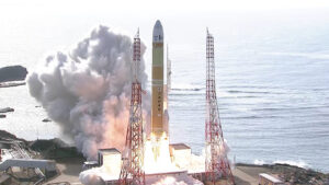 【速報】日本初“最強形態” H3ロケット24形態で打ち上げ成功 ― 新型補給機 HTV‑X1が宇宙へ
