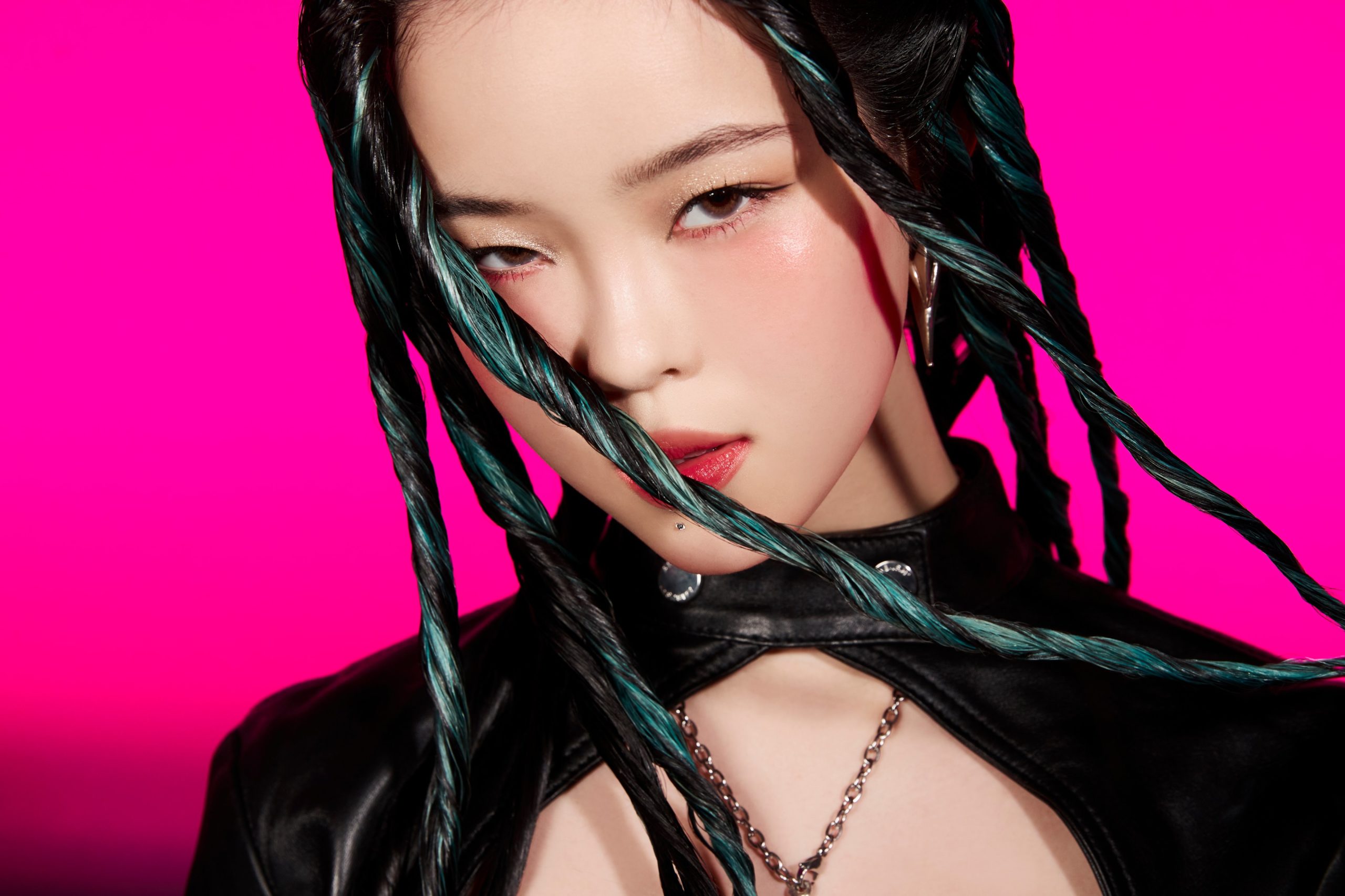 20歳の誕生日に決断を明かしたXG COCONA ノンバイナリー告白と胸の切除手術が示す“生き方の自由”