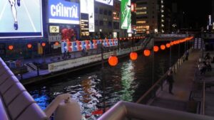 【道頓堀】17歳少年死亡の刺傷事件、21歳男の供述に衝撃「威嚇のつもり」