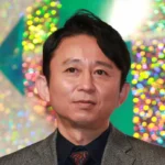 有吉弘行が生放送で母の死去を報告…語った言葉に「涙が止まらない」と反響